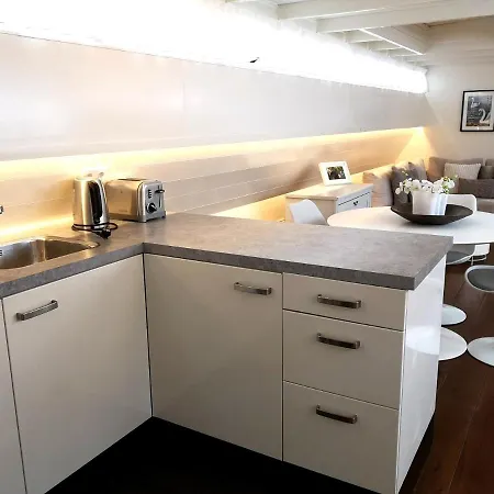 Botel Royal 3*
