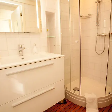 Botel Royal 3*